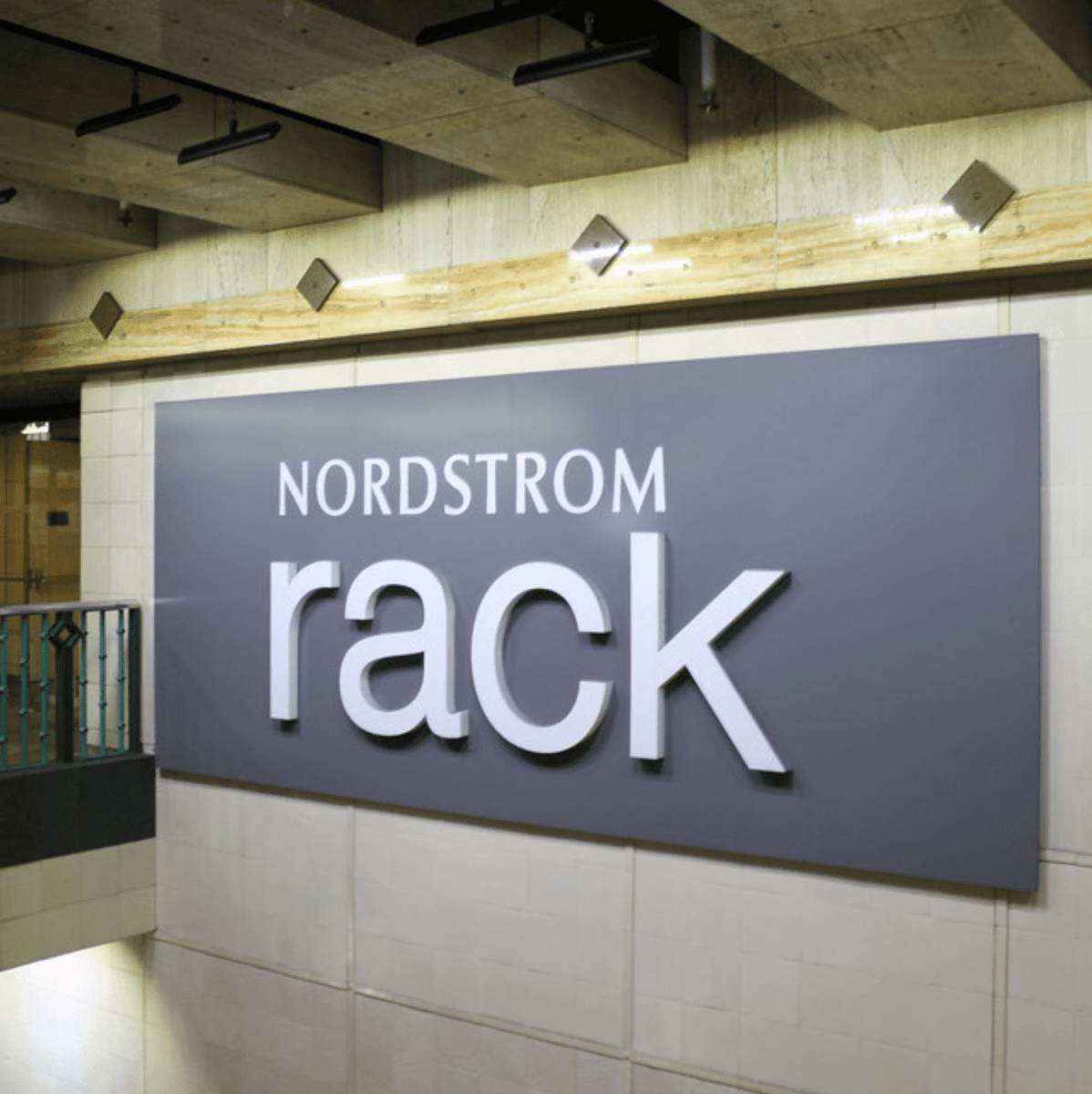 Nordstrom Rack Clearance Sale Scam - Don't Get Duped! - MalwareTips Blog