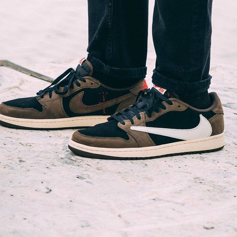 fake travis scott jordan 1 box