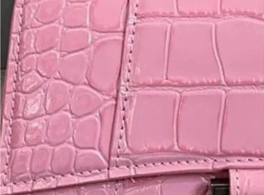 Fake Balenciaga Bags Lack Attention to Detail