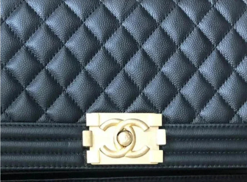 Authentic Chanel bag quality of materials and craftsmanship