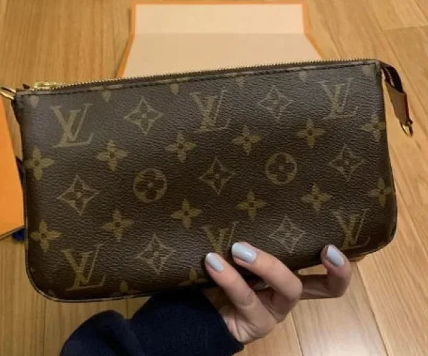 Authentic Louis Vuitton bag has symmetrical and evenly spaced monogram pattern