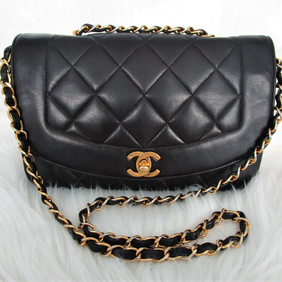 How to Shop for Vintage Luxury Handbags - My Chanel Purse