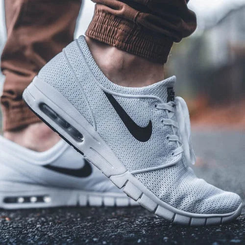 How to Tell If Nikes Are Fake?