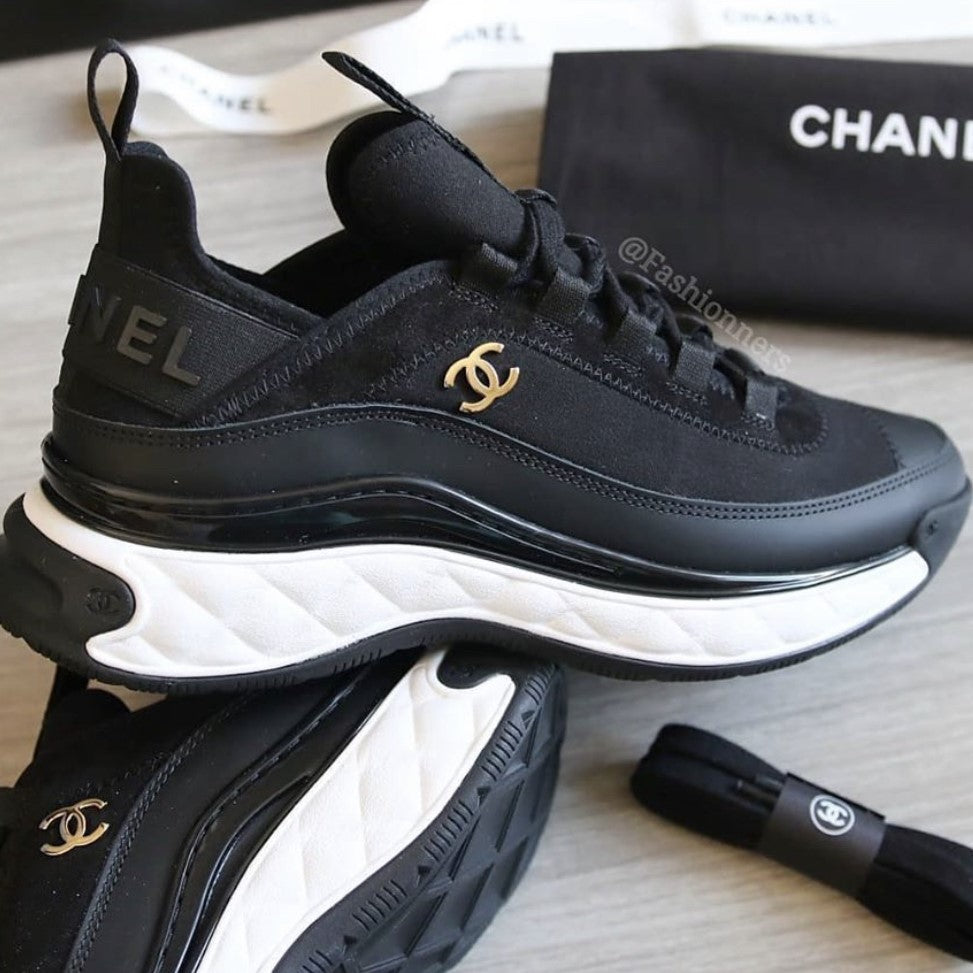 Chanel REV White Black CC Logo Leather Lace Up Flat Runner Trainer Sneaker  39.5