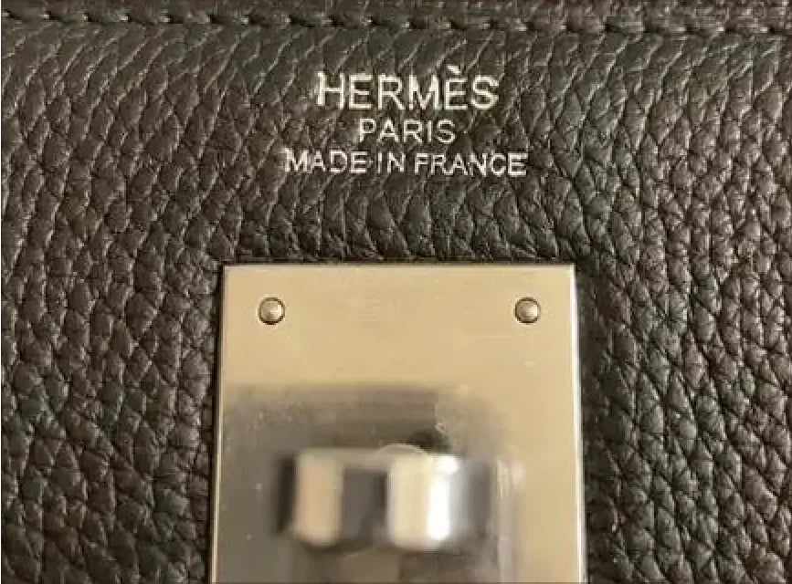 Spotting fake Hermes bag: Incorrect Hermès Stamping
